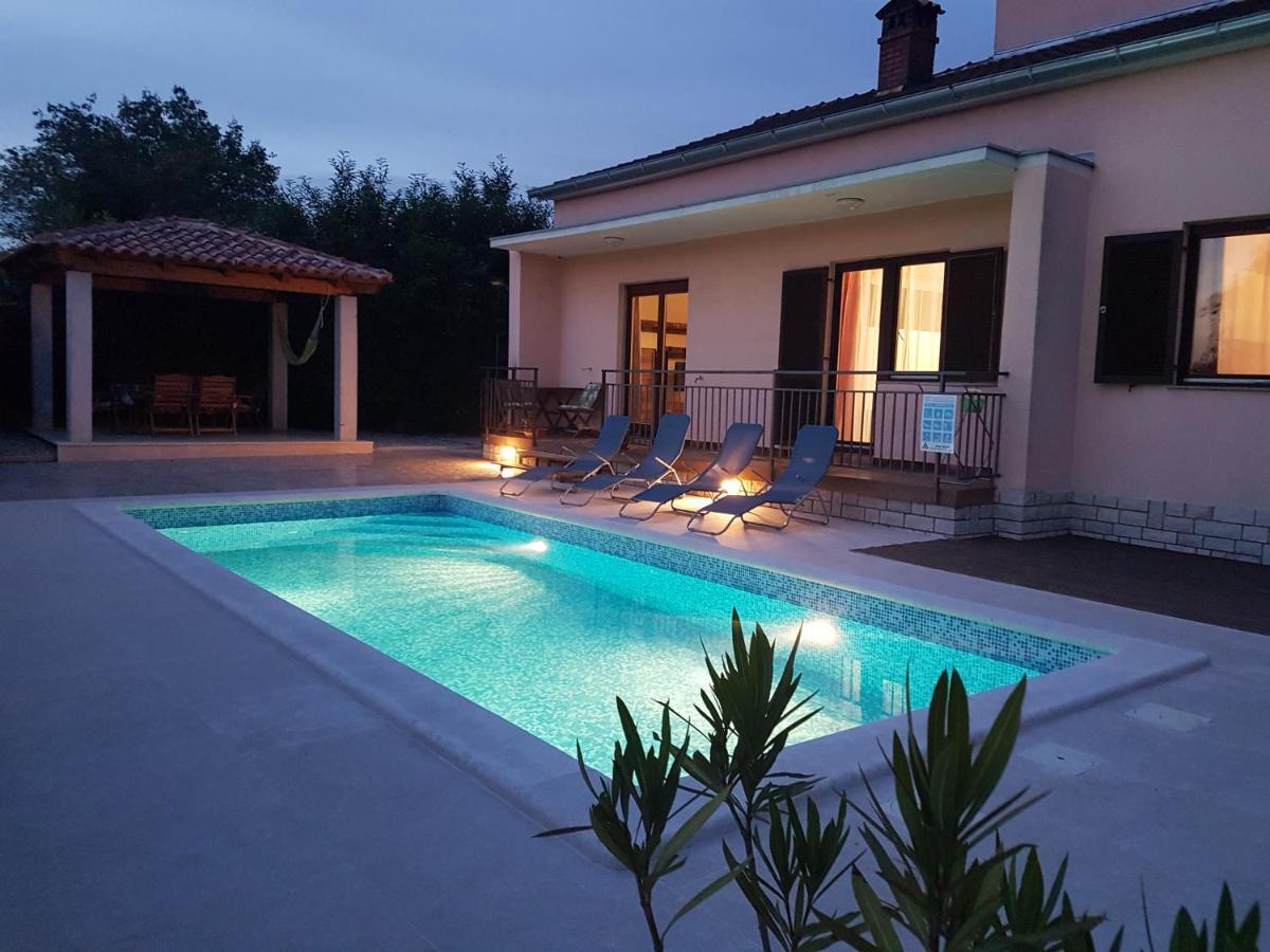 Villa House Bile Bicici Exterior foto